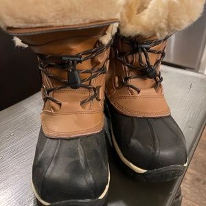 Snow Boots - bear paws 🐾